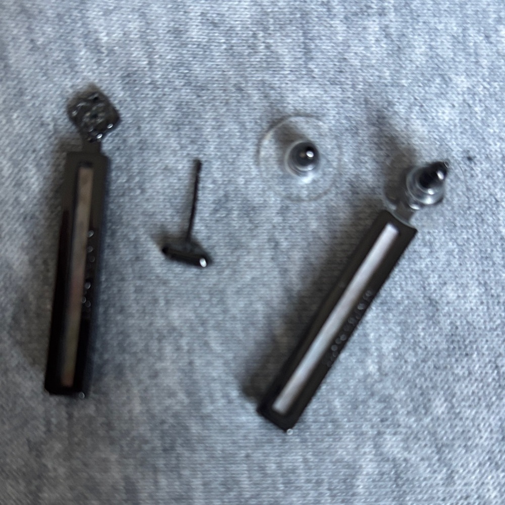 Kendra Scott Gunmetal drop earring that convert to studs
